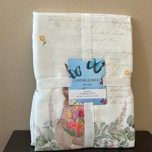 Cynthia Rowley Easter themed tablecloth 60”x84”